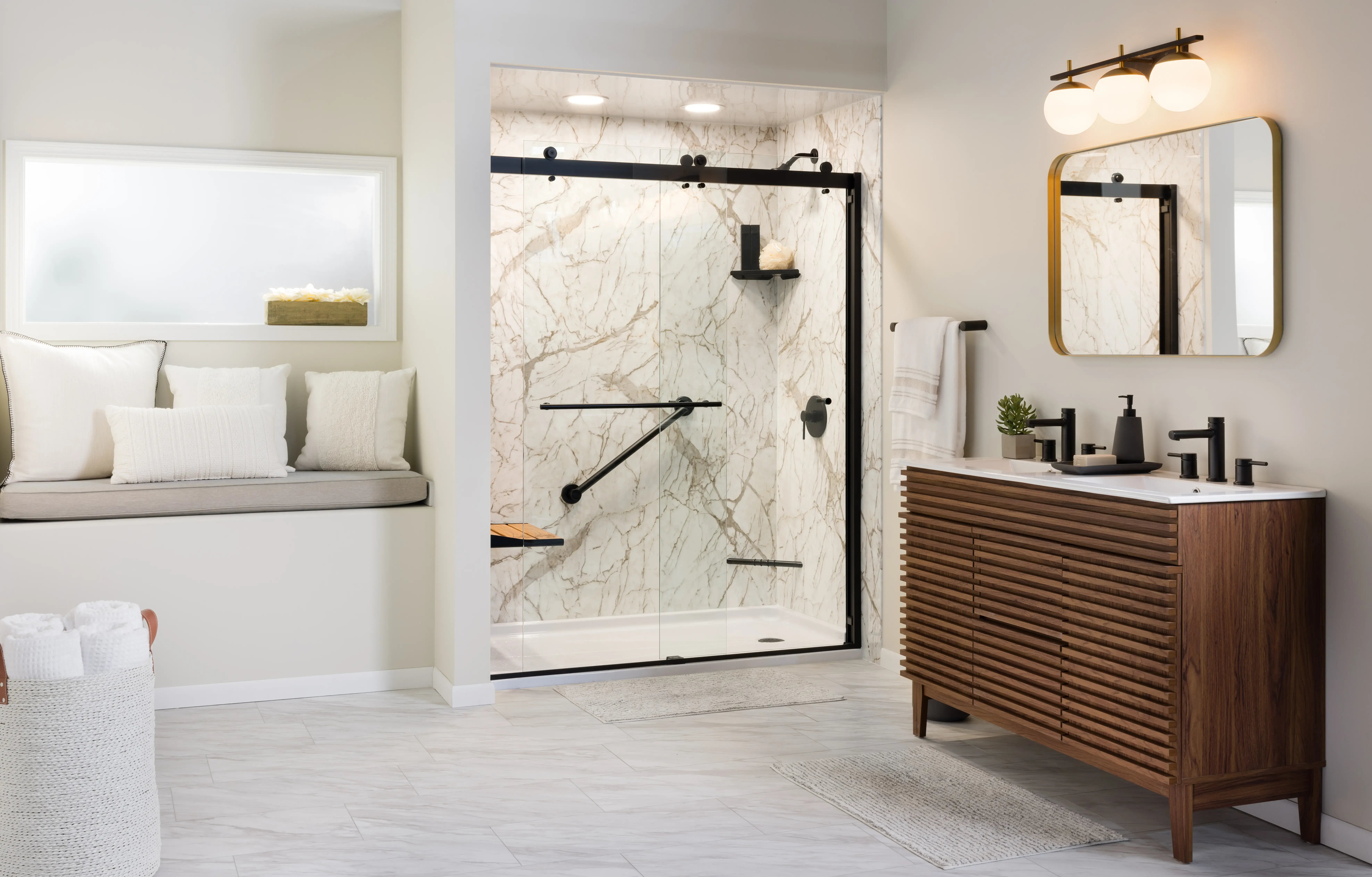 BP Tuscany MB Denali Shower Seat